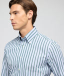 Chemise en coton à rayures bleu clair et vertes